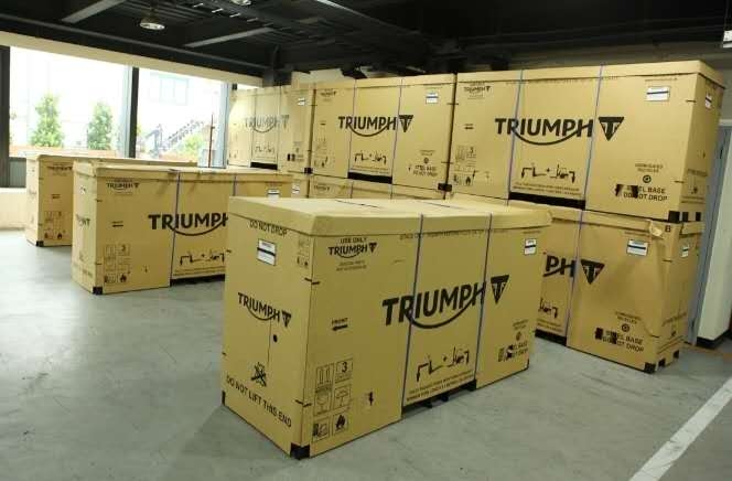 帅帅的摩托车包装开箱（铁架+纸箱）