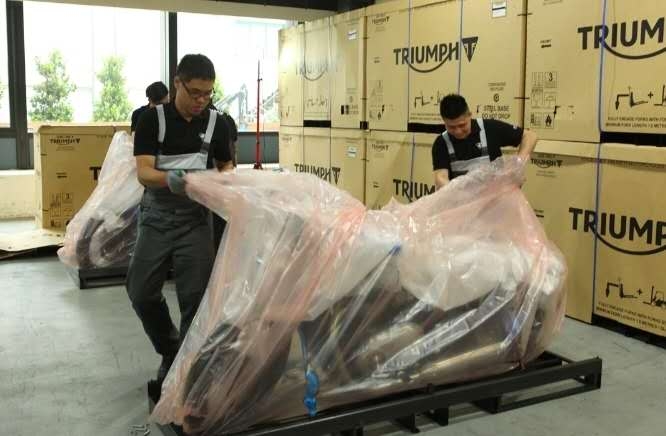 帅帅的摩托车包装开箱（铁架+纸箱）