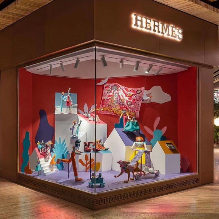 爱马仕的纸艺橱窗